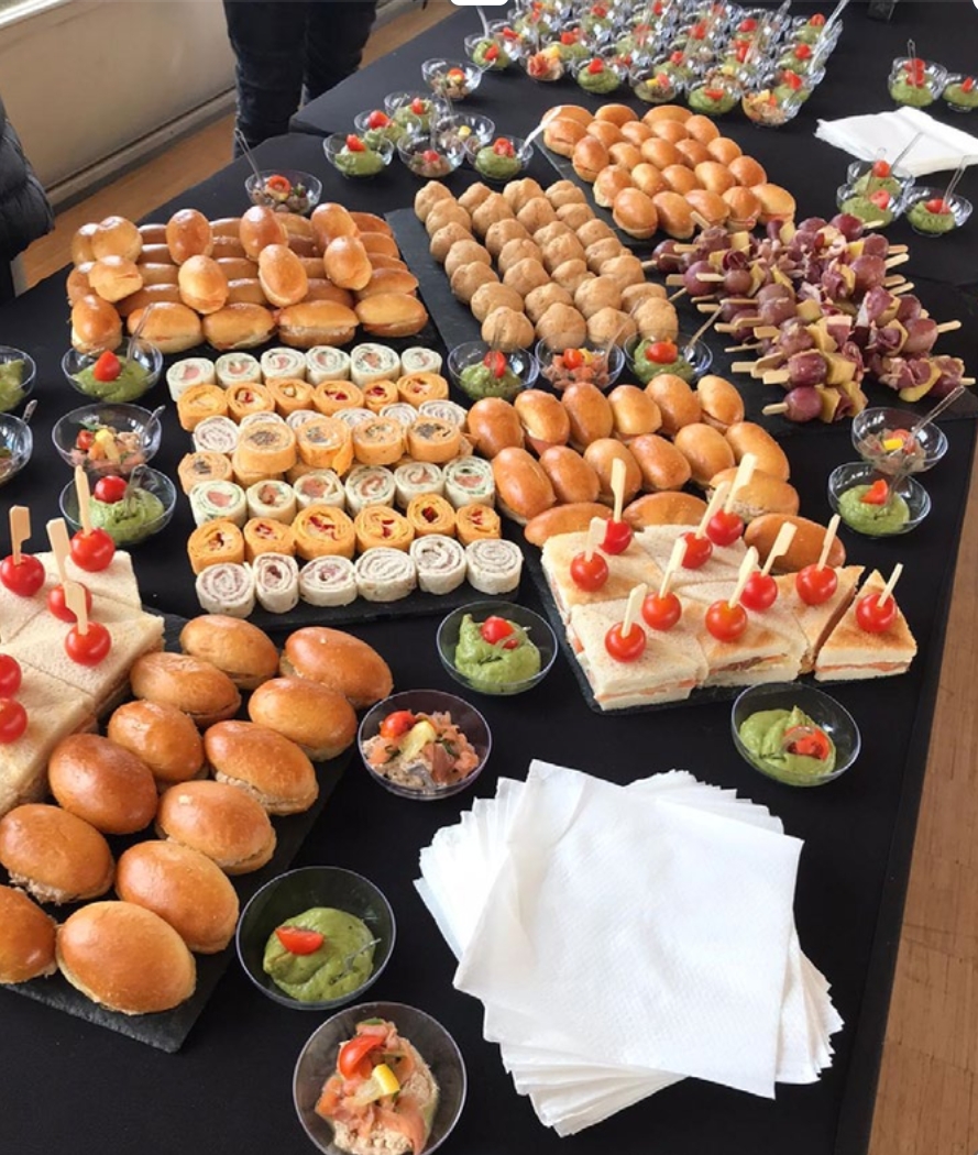 Buffet traiteur cocktail mariage Paris - Maïna Events
